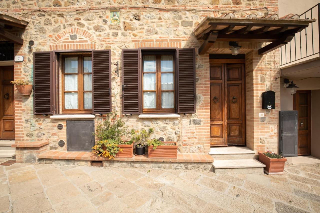 Noi2+2 Vacanze - App. Andrea Contignano Екстер'єр фото
